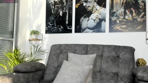 Dylan Rivera online show from 12-12-24, 04:04