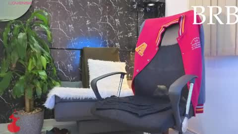 D Y L A N online show from 05-16-26, 06:43