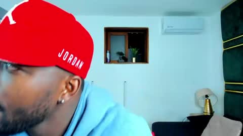 Dylan Taylor online show from 06-19-26, 12:09
