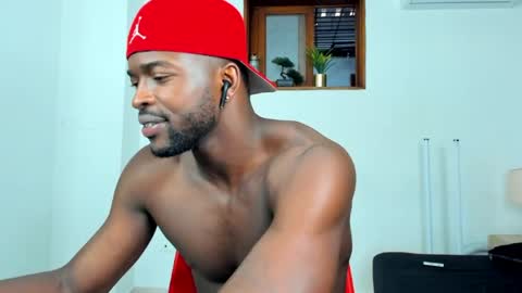 Dylan Taylor online show from 07-06-26, 03:03