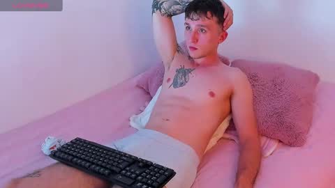 ---DYLAN--- online show from 02-01-25, 11:27