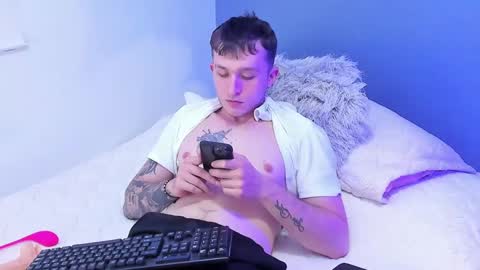 ---DYLAN--- online show from 02-21-25, 10:07