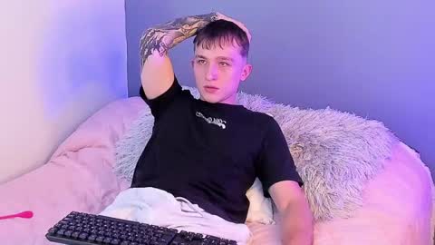 ---DYLAN--- online show from 02-26-25, 04:14