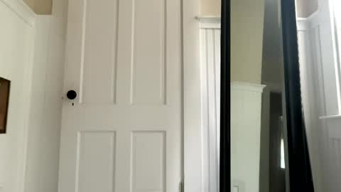 Dynasty online show from 11-08-25, 04:51