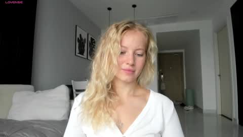 fansly - yourbestbaby online show from 01-04-25, 02:14