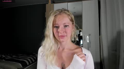 fansly - yourbestbaby online show from 03-05-25, 04:13