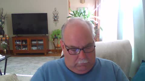 earl52 online show from 09-26-25, 07:29