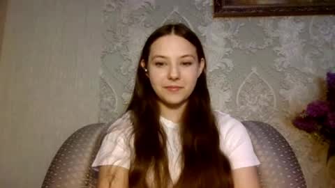 Yuni online show from 04-25-26, 06:16