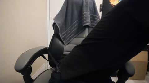 Snapshot of ears2ears chatting on 03-12-25, 07:02 Ears2ears online show from 03-12-25, 07:02