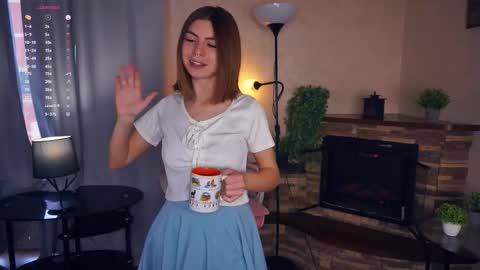 Emma online show from 09-25-25, 05:11