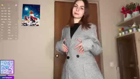 Emma online show from 02-17-26, 06:32