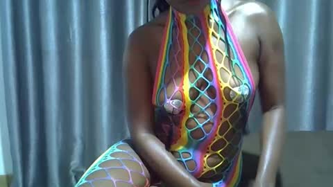 Snapshot of east_queen chatting on 09-12-25, 09:04 east_queen online show from 09-12-25, 09:04