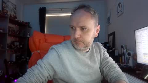 Snapshot of eastmidssoul chatting on 06-15-26, 07:43 eastmidssoul online show from 06-15-26, 07:43