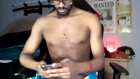 TWITTER   INSTAGRAM    easybreezy20   ONLINE 1230 AM TO 7AM online show from 11-26-25, 08:04