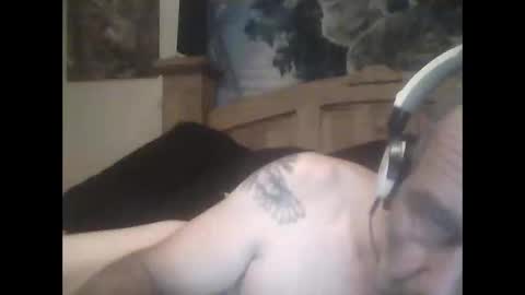 Snapshot of easye4015 chatting on 10-10-25, 11:42 Easye online show from 10-10-25, 11:42