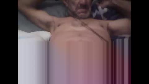 Snapshot of easye4015 chatting on 11-10-25, 12:15 Easye online show from 11-10-25, 12:15