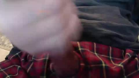 Snapshot of eat_a_peach2 chatting on 05-16-26, 11:42 eat_a_peach2 online show from 05-16-26, 11:42