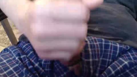 Snapshot of eat_a_peach2 chatting on 05-17-26, 11:17 eat_a_peach2 online show from 05-17-26, 11:17