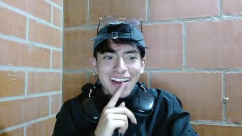 Snapshot of eather_luxury chatting on 09-27-25, 08:03 eather_luxury online show from 09-27-25, 08:03