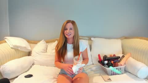 Allison online show from 09-09-25, 02:38