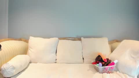 Allison online show from 10-15-25, 02:39