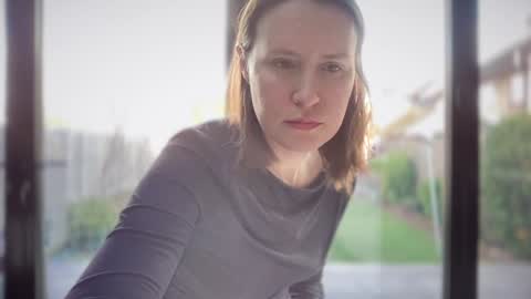 Nadia Ferreira  online show from 02-06-25, 02:15