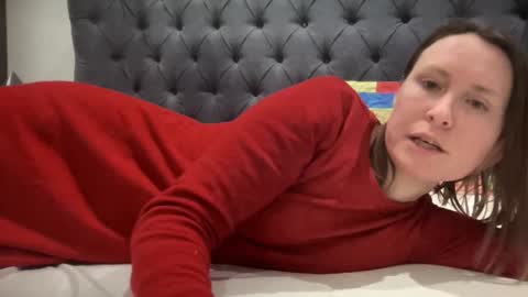 Nadia Ferreira  online show from 02-13-25, 06:16