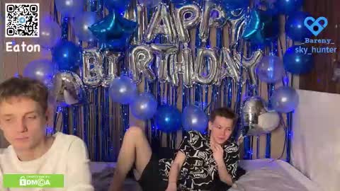 Snapshot of eaton_ chatting on 12-17-25, 04:46 eaton_ online show from 12-17-25, 04:46