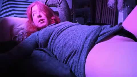 hi.. im baybee more spicyness ---  online show from 02-12-25, 06:19