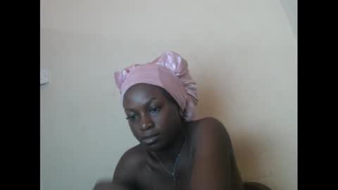 Snapshot of eatuupx chatting on 01-05-25, 10:10 eatuupx online show from 01-05-25, 10:10