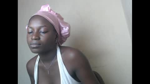 Snapshot of eatuupx chatting on 01-07-25, 10:11 eatuupx online show from 01-07-25, 10:11