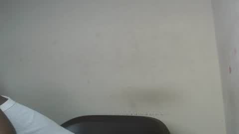 Snapshot of eatuupx chatting on 01-17-25, 10:55 eatuupx online show from 01-17-25, 10:55