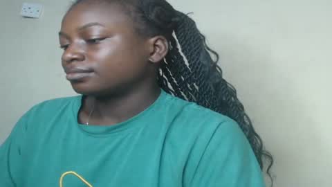 Snapshot of eatuupx chatting on 01-19-25, 07:57 eatuupx online show from 01-19-25, 07:57