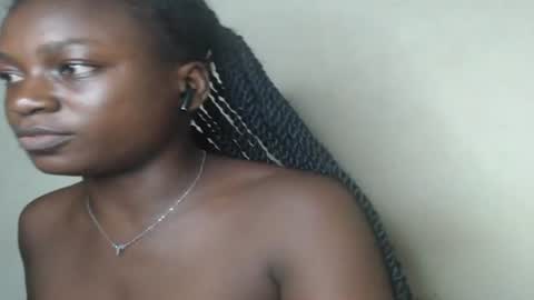 Snapshot of eatuupx chatting on 02-01-25, 01:02 eatuupx online show from 02-01-25, 01:02