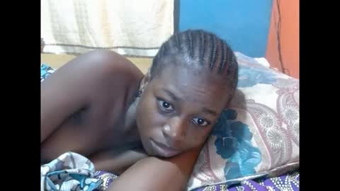 Snapshot of eatuupx chatting on 10-01-25, 02:39 eatuupx online show from 10-01-25, 02:39