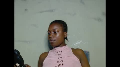 Snapshot of eatuupx chatting on 12-22-25, 06:49 eatuupx online show from 12-22-25, 06:49