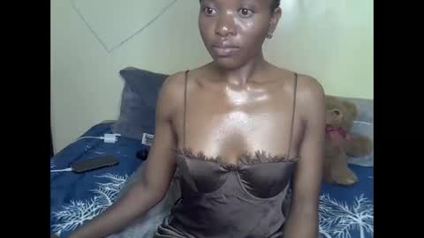 Snapshot of eboniana chatting on 02-02-25, 01:30 eboniana online show from 02-02-25, 01:30