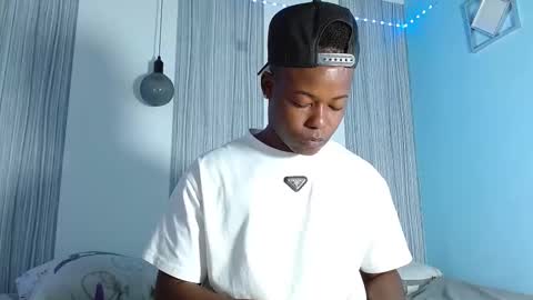 Chris Palaz  online show from 11-28-25, 10:45