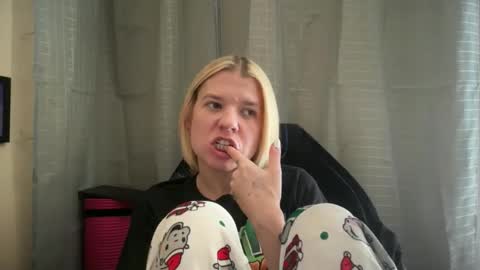 americnbarbie online show from 11-07-25, 06:52