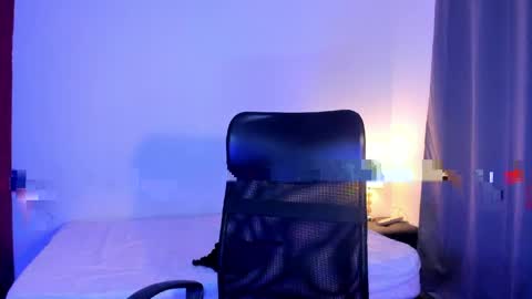 ebony__queen2 online show from 05-02-26, 07:08