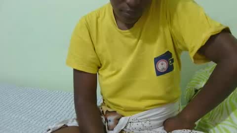 Snapshot of ebony_aleesha chatting on 01-10-26, 07:10 nelly online show from 01-10-26, 07:10