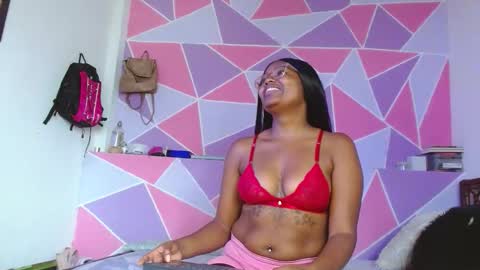 Snapshot of ebony_alika chatting on 09-13-25, 04:29 Alika Ashanti online show from 09-13-25, 04:29