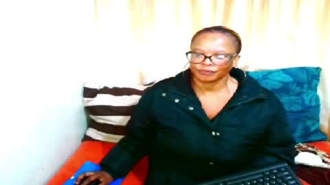Snapshot of ebony_bloom69 chatting on 08-03-26, 04:44 ebony_bloom69 online show from 08-03-26, 04:44