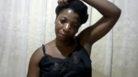 Snapshot of ebony_candy1998 chatting on 06-07-26, 06:55 ebony_candy1998 online show from 06-07-26, 06:55