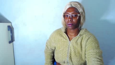 chayna smith online show from 12-12-24, 03:43