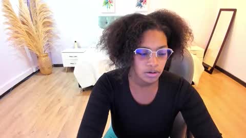 ebony_fantasy2 online show from 10-09-25, 11:52