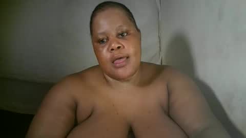 ebony_magixs online show from 04-17-26, 01:19