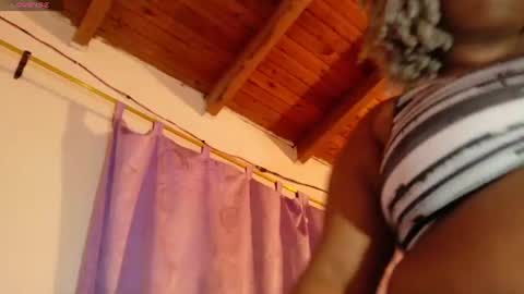 LINA  online show from 06-10-26, 02:56