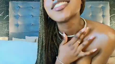 Snapshot of ebony_petitee chatting on 07-28-26, 03:21 ebony_petitee online show from 07-28-26, 03:21