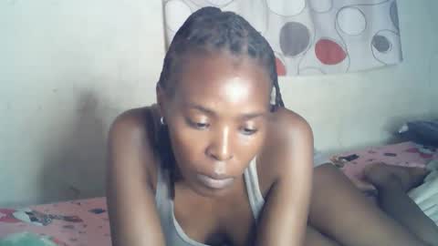 ebony_phoenix12 online show from 11-04-25, 06:34